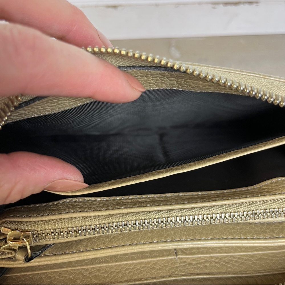 Gucci Soho Beige Leather Zip Around Wallet Tassel Logo Authentic 308364 Gifting - Picture 8 of 16